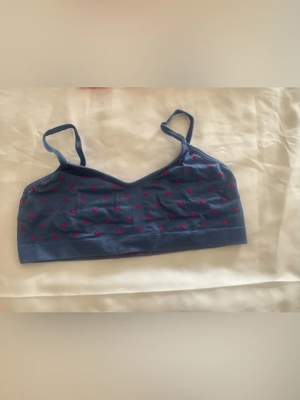 Girls Pack of 4  Seamless Bralette Tops - Pink, Hot Pink, Navy size M